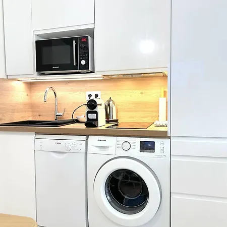 Apartment Climatise, Vue - 4 Pers. - Fr-1-251-950